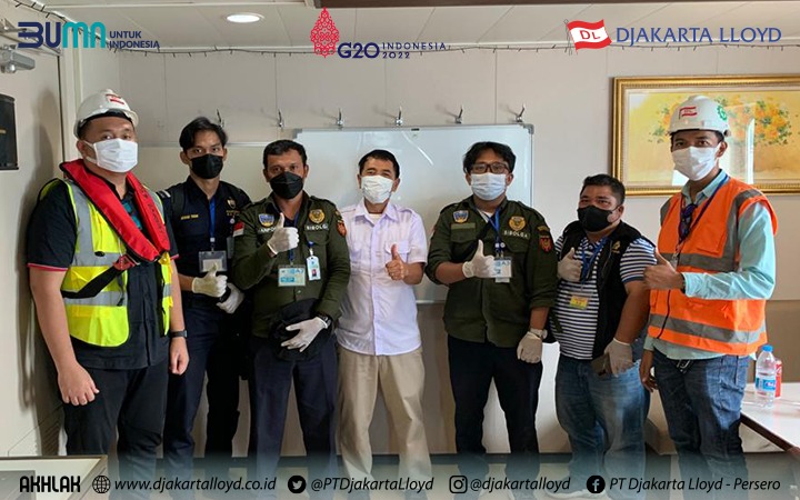 KEGANENAN PT DJAKARTA LLOYD (PERSERO) -PLYWOOD CARGO EXPORT DARI SIBOLGA KE TILBURY, UK